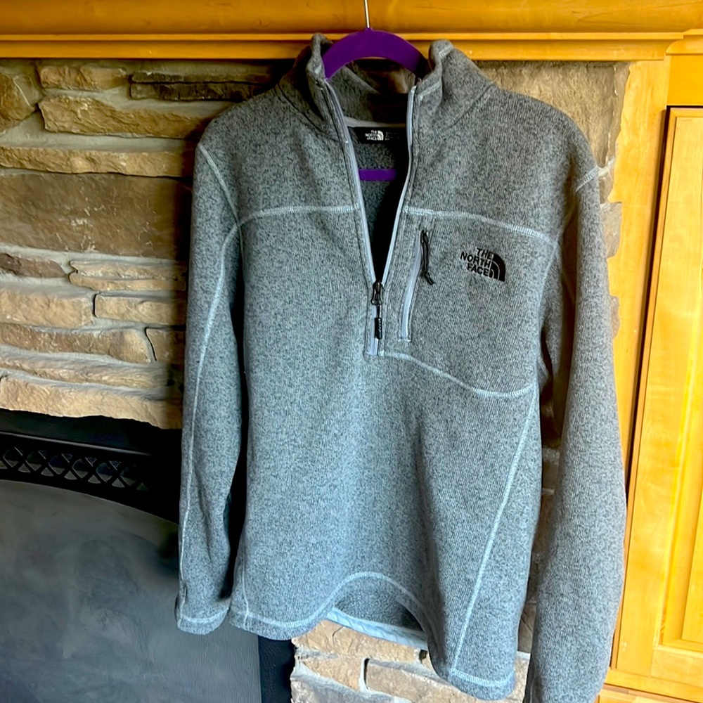 North Face mens gray pullover half zip size S/P